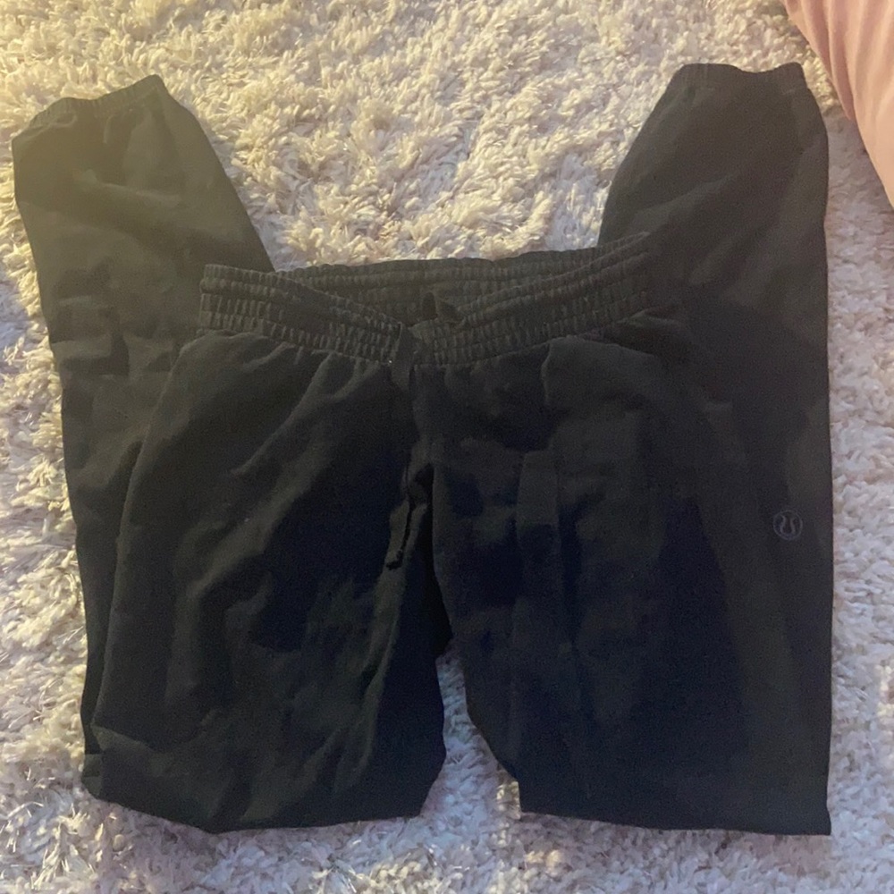 Lululemon joggers